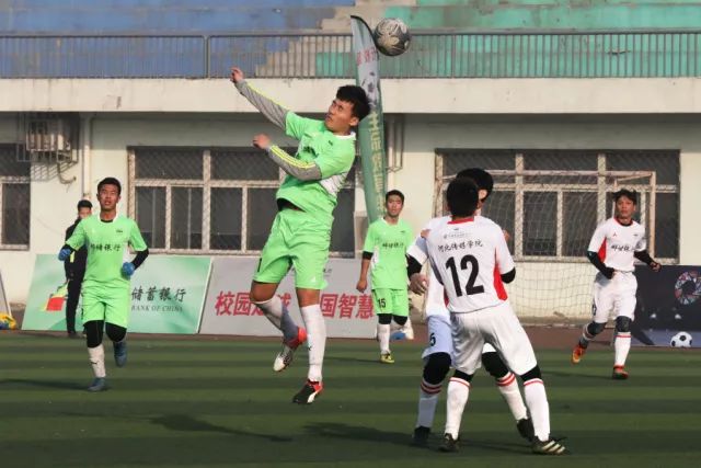 中国男篮以72-91惜败乌鲁瓦，表现不一的球员分析
